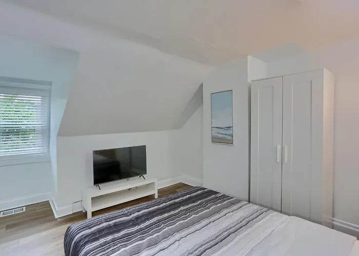 Habitación en casa particular Troy Hill 2c Modern Private Bedroom With Shared Bathroom