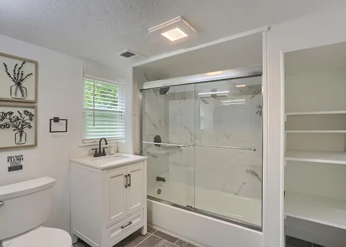 Habitación en casa particular Troy Hill 2c Modern Private Bedroom With Shared Bathroom Pittsburgh